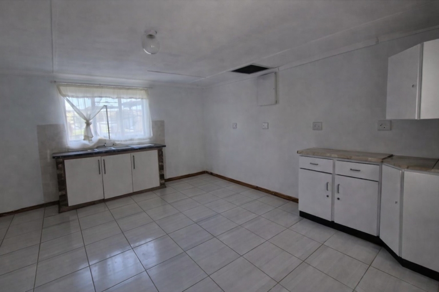 2 Bedroom Property for Sale in Phuthaditjhaba Free State